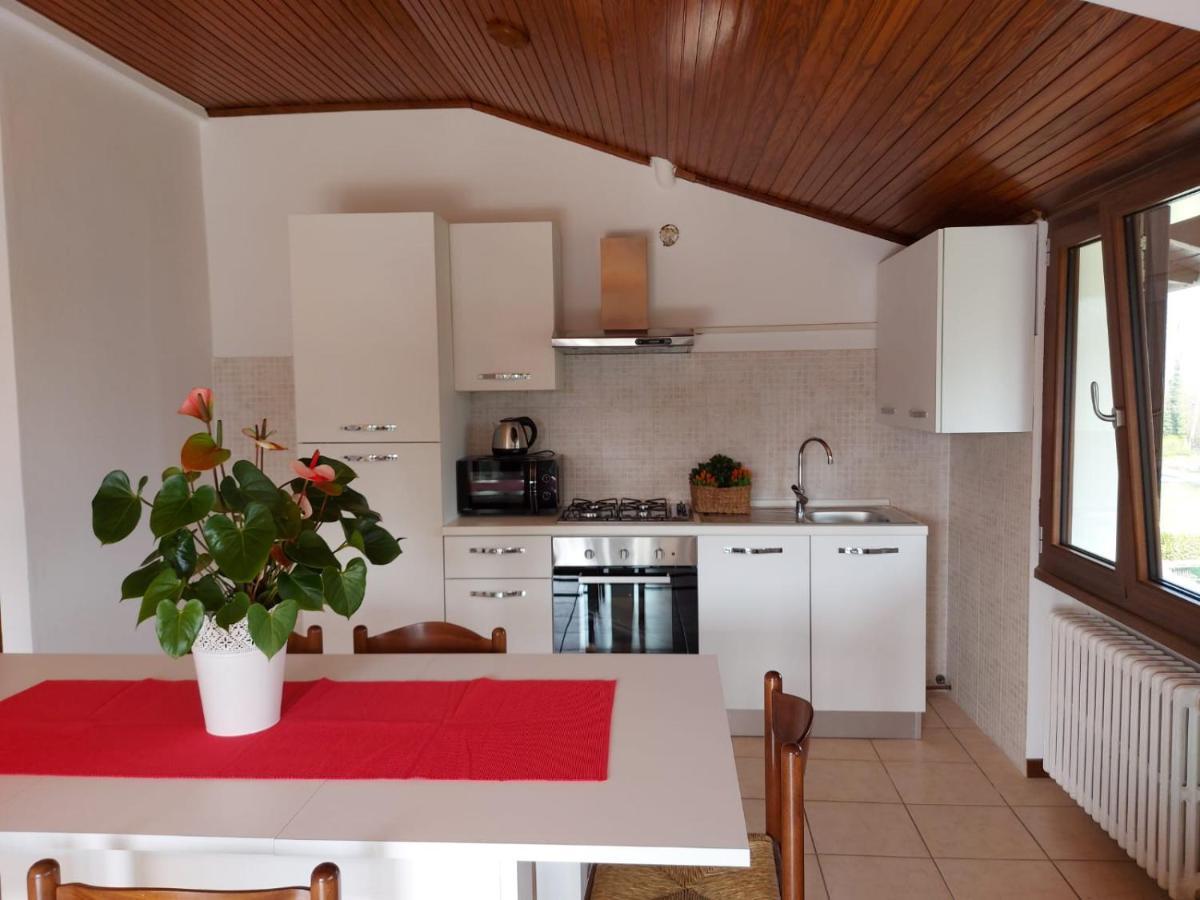 Bnbook Casa Dei Peschi - Lago Di Monate Cadrezzate Dış mekan fotoğraf