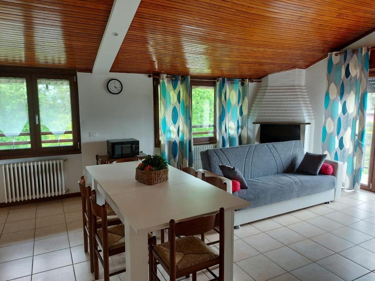 Bnbook Casa Dei Peschi - Lago Di Monate Cadrezzate Dış mekan fotoğraf